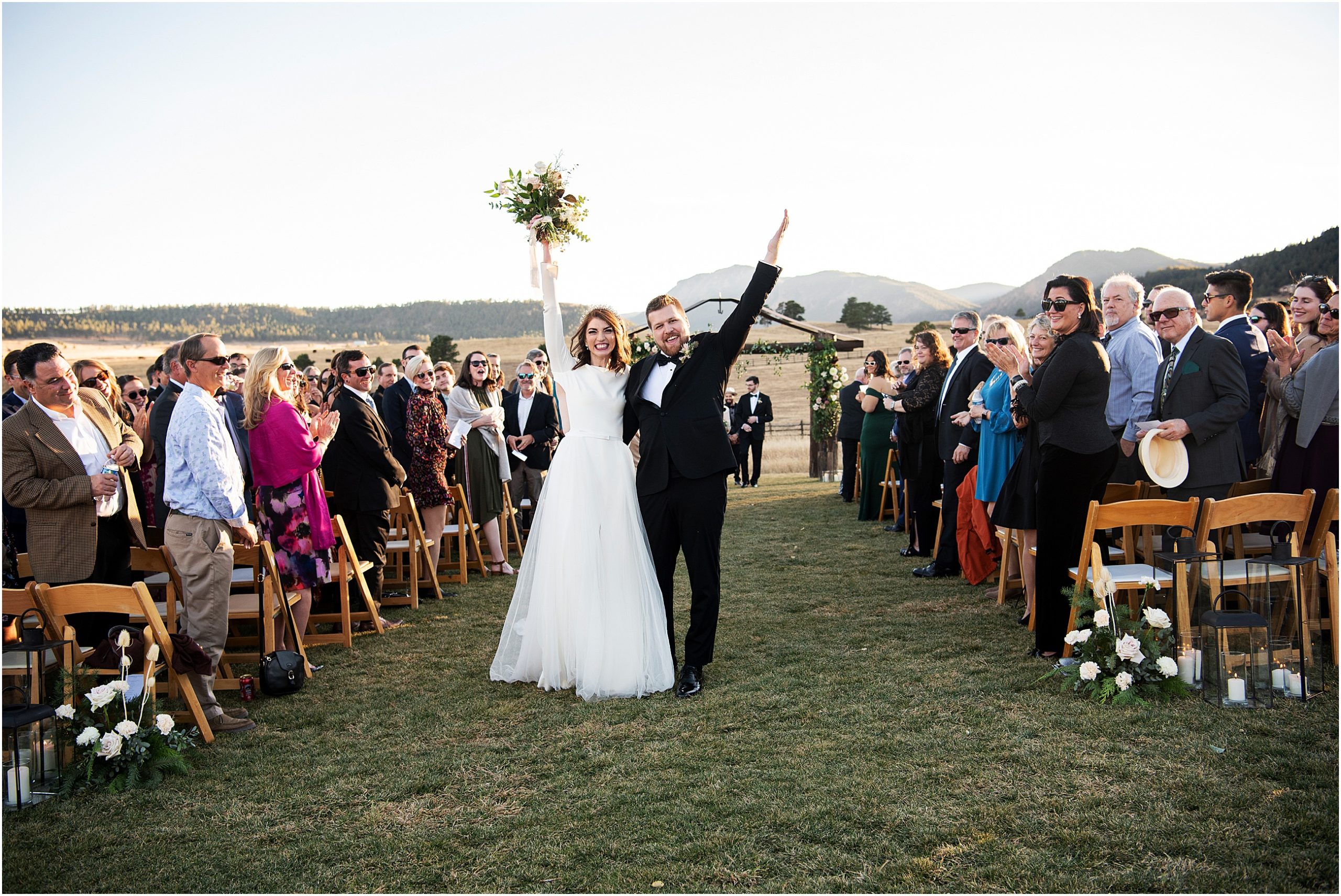 Colorado wedding photographer catches the best wedding moments